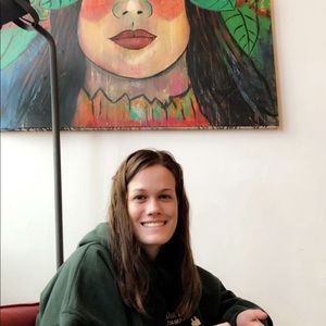 Meet your Posher, Hannah